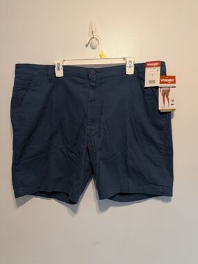 Wrangler Men’s Dark Blue Flat Front Chino Shorts